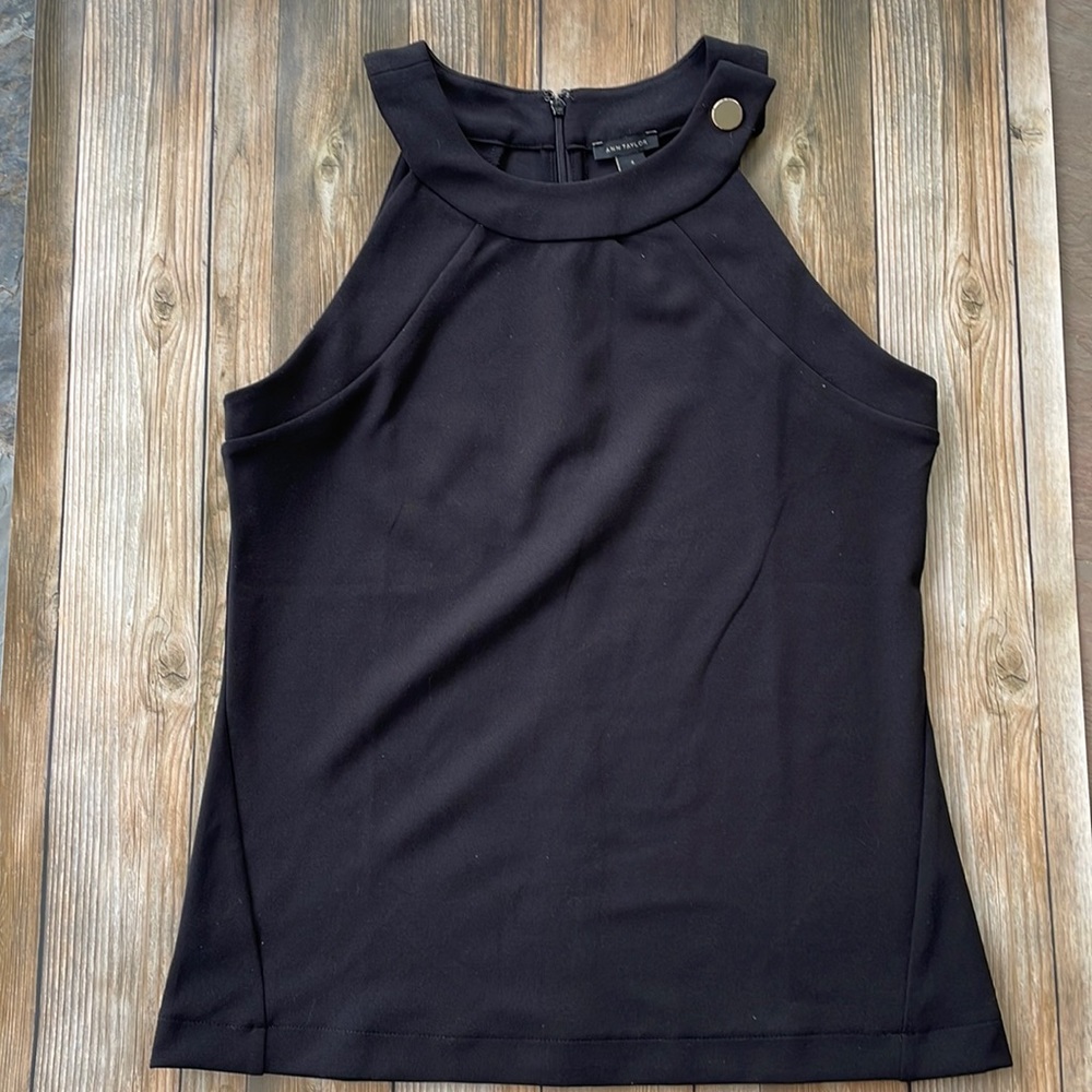 NWT. Ann Taylor Top